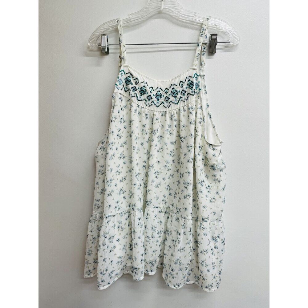 Torrid White and Blue Floral Print Beaded Tank Top Sleeveless Shirt Plus Size 2